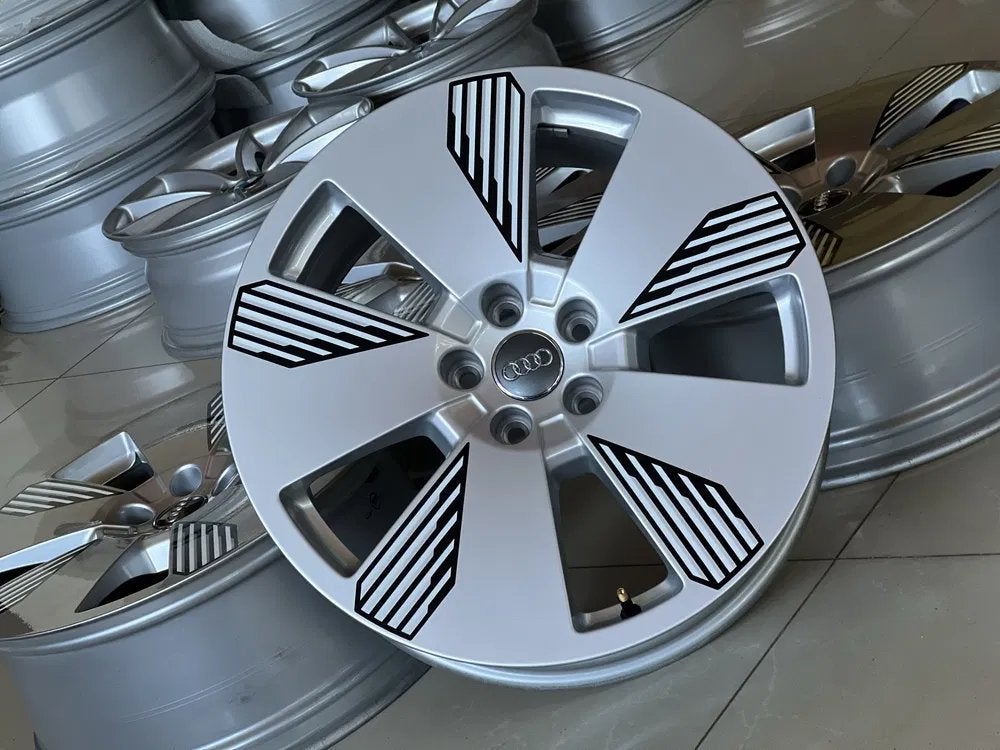 Audi E-Tron Velgen • Ronal Speedline • 19” •, 4 Saisons, Véhicule de tourisme, Utilisé, Jante(s)