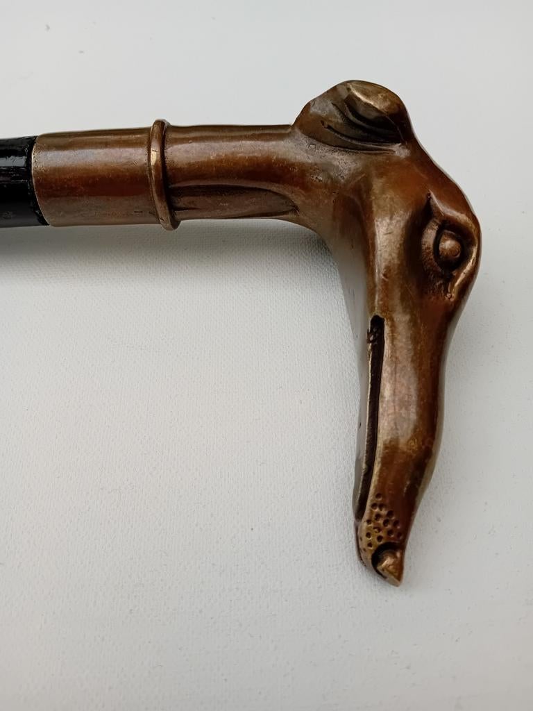 Canne de marche en bois antique, Envoi