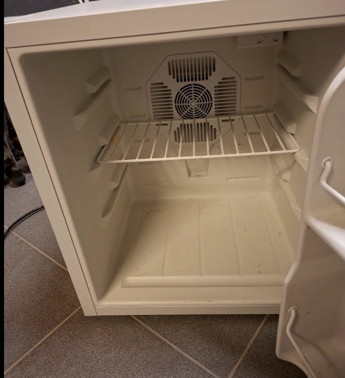 Frigo Bar Technolux, Electroménager, Moins de 45 cm, Enlèvement, Sans bac à congélation, Comme neuf