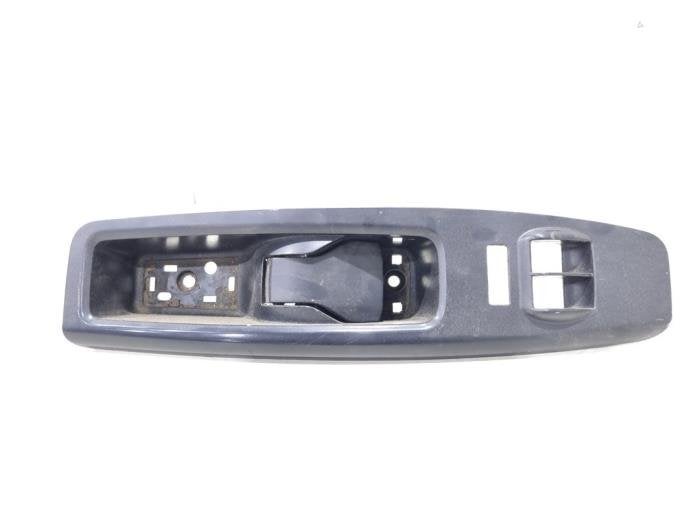 Poignée portière 2portes gauche d'un Fiat Doblo, Autos : Pièces & Accessoires, -, 3 mois de garantie, Utilisé, Fiat