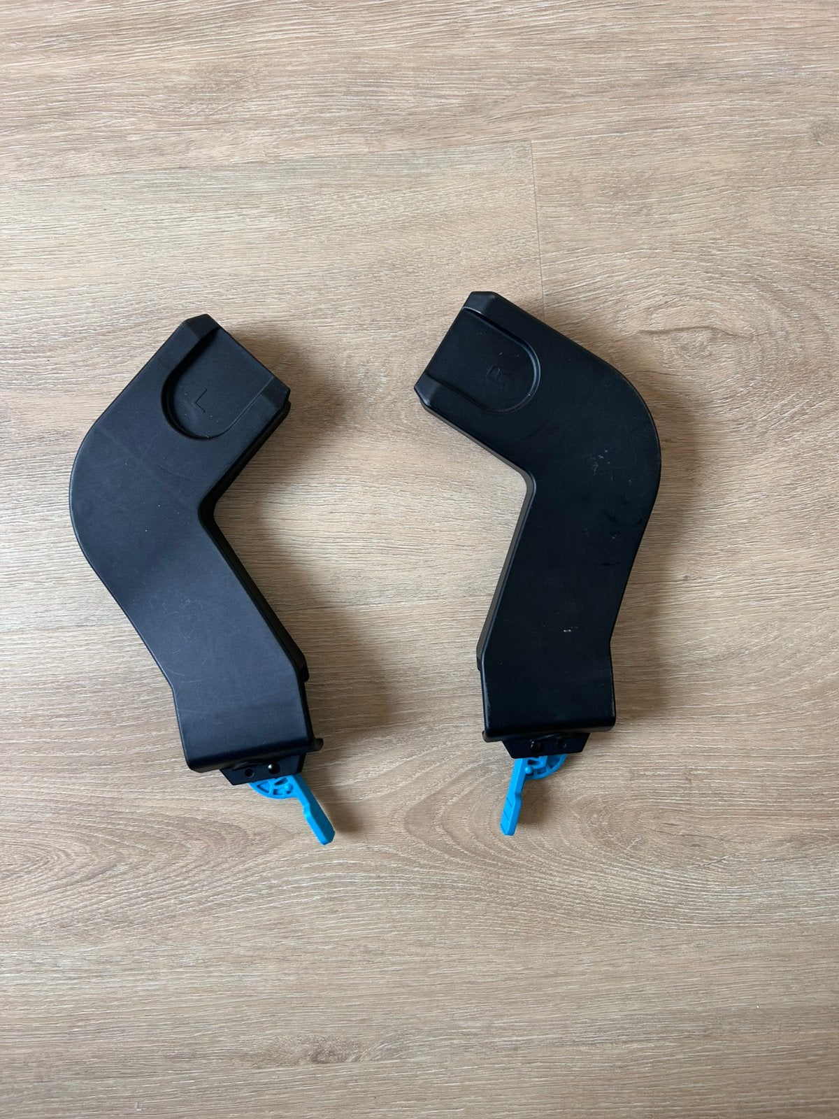 Maxi cosi adaptor, Enlèvement, Comme neuf