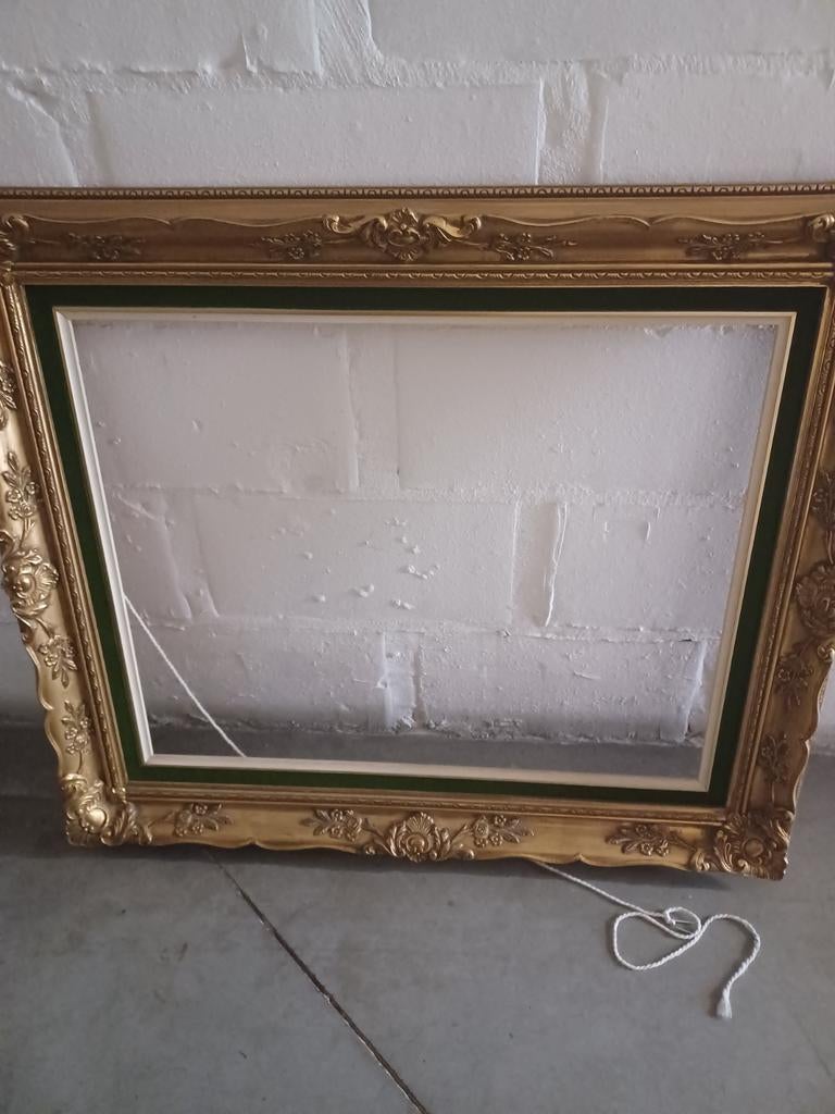 Kader, Huis en Inrichting, Ophalen