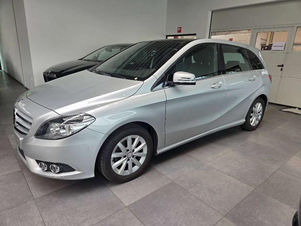 Mercedes-Benz B 180 B 180 panodak leder ver.w zetels, 90 kW, Gebruikt, Zwart, 4 cilinders