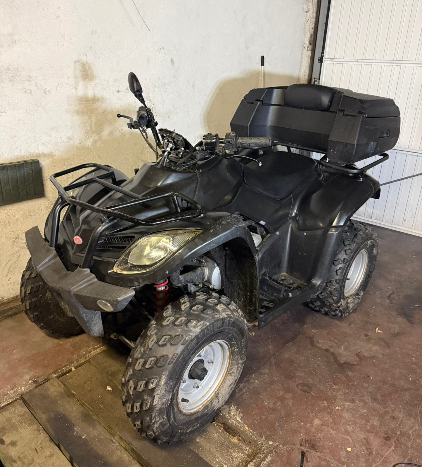 Kymco MXU 250, Motoren