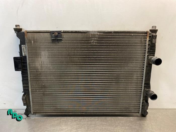 Radiateur d'un Nissan Qashqai (Qashqai 07-), -, 3 mois de garantie, Utilisé, -