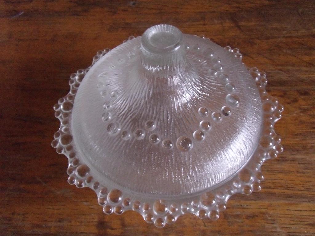 bonbonnière ancienne en verre, Enlèvement