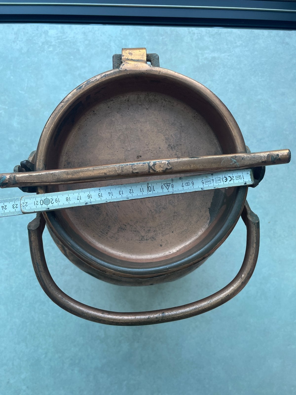 Pot à lait en cuivre, Enlèvement, Cuivre
