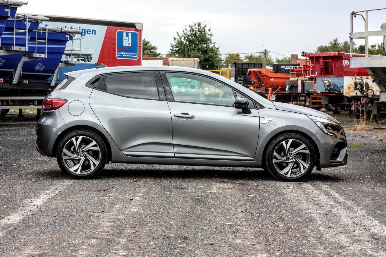 Renault Clio RS Line / LED/ CarPlay/ Camera/ Navi/ Lane Ass, Autos, Renault, 0 kg, Argent ou Gris, Achat, Euro 6