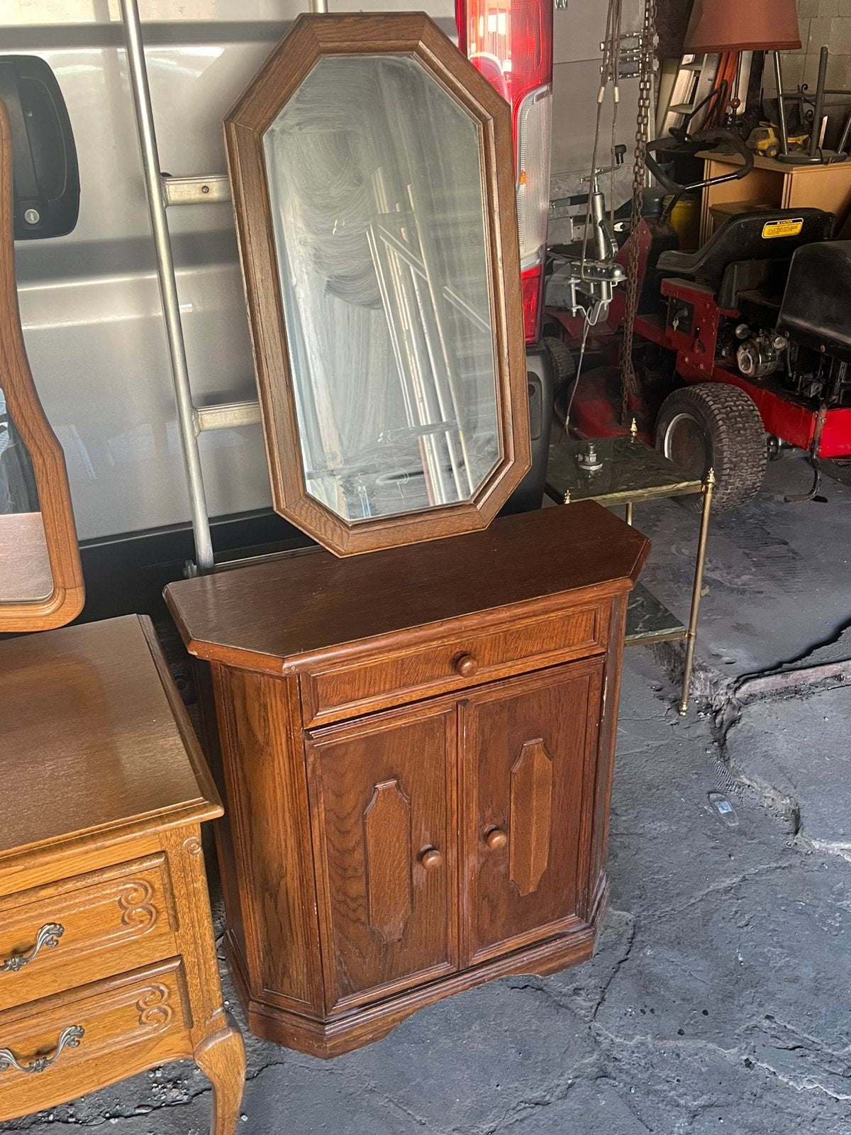 Commode vintage, buffet, armoire, aspect noyer, rustique,, Enlèvement