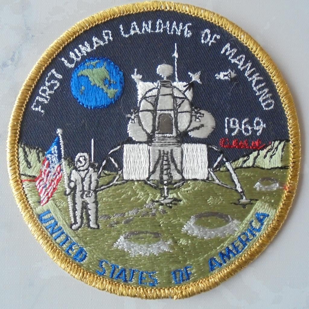 badge ruimtevaart, 1e maanlanding in 1969, Verzamelen, Ophalen of Verzenden, Luchtmacht, Embleem of Badge