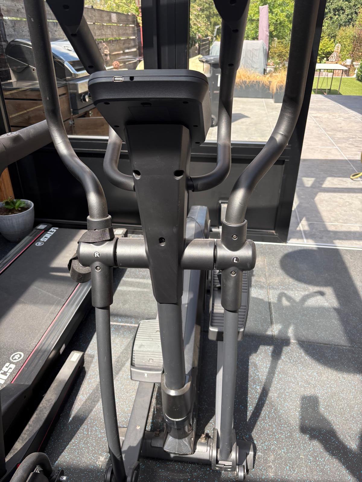 Hometrainer, Ophalen, Hometrainer