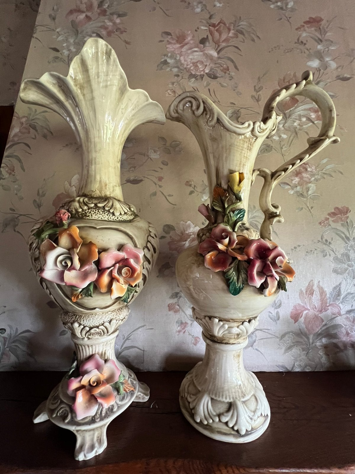 Ensemble de 2 vases Capodimonte vintage, Antiquités & Art, Antiquités | Vases, Enlèvement