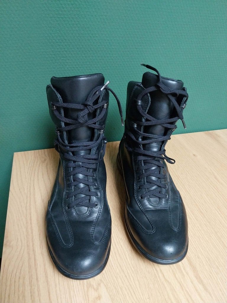 lederen zwarte boots maat 41 zeer goede staat, Enlèvement ou Envoi, Seconde main, Femmes, Bottes