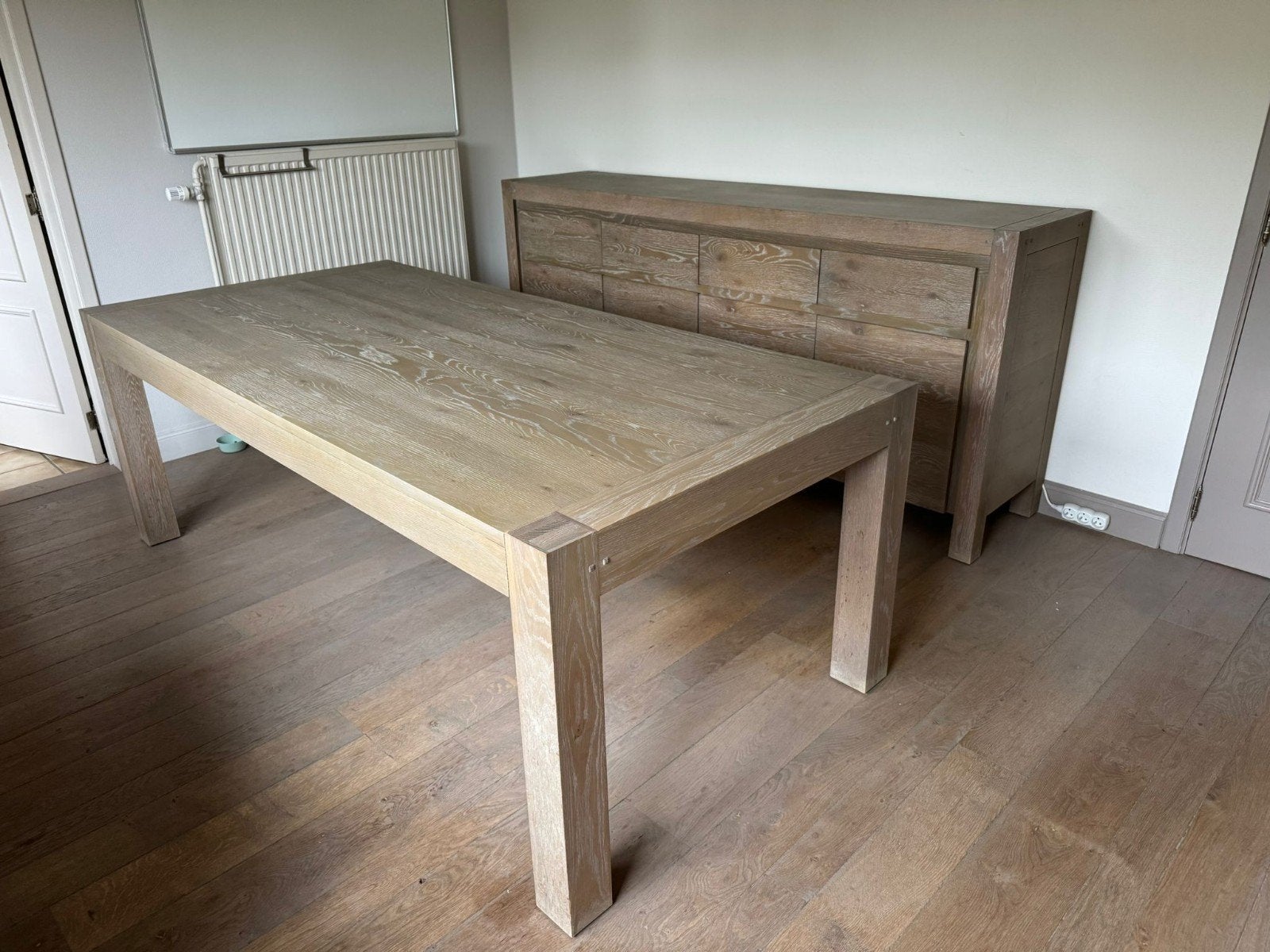 tablet et dressoir white wash eik Bekkevoort, Enlèvement