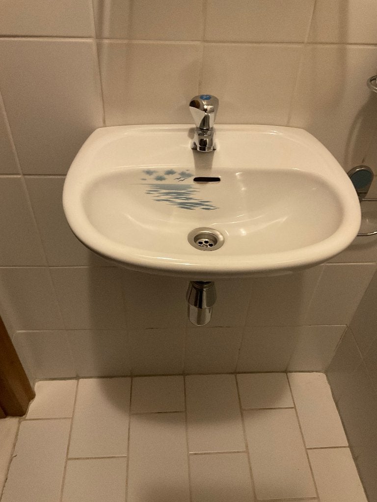 Handwasser met kraan en sifon inbegrepen, Ophalen, Gebruikt, Kraan