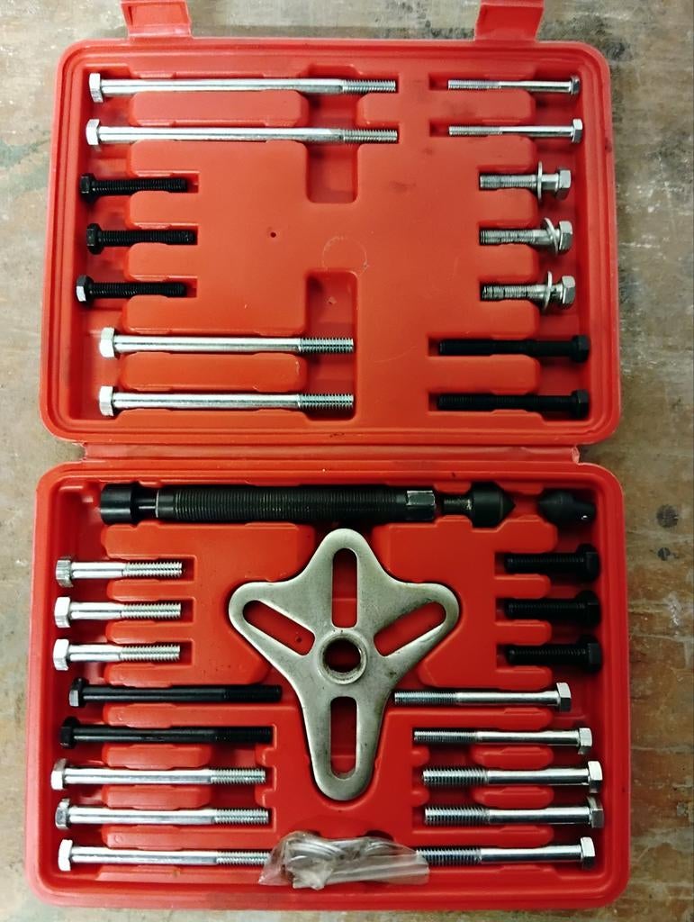 HBM vliegwieltrekker 46-delige set, Ophalen, Nieuw