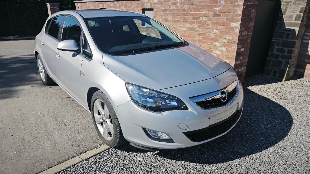 Opel astra 1.7 D 110cv Euro5 -1er Mains -Prêt a immatriculée, Autos, Achat, Boîte manuelle, Noir, 5 portes