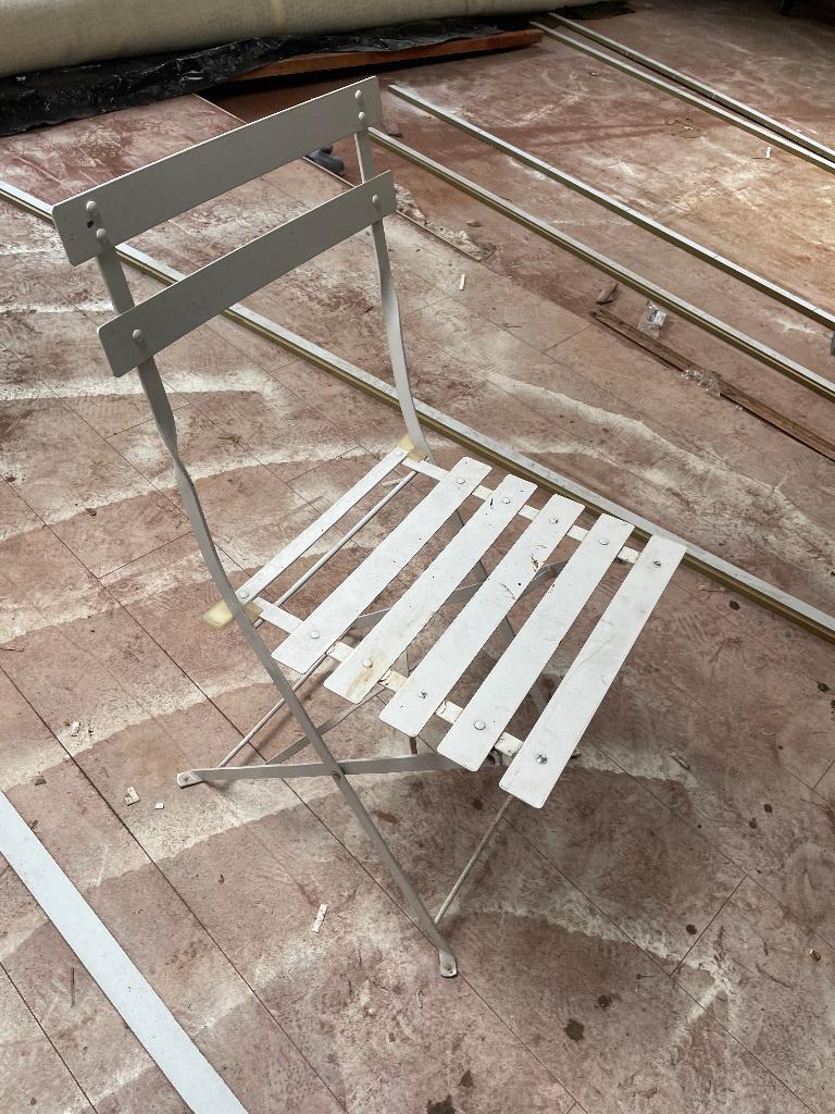 Chaise de jardin blanche, Enlèvement, Utilisé, Métal, Pliant