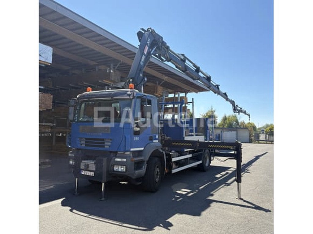 Camion plateau avec grue Iveco Trakker 350 (2005-351.428 km-, Autos, Achat, Entreprise, Iveco, Autres carburants