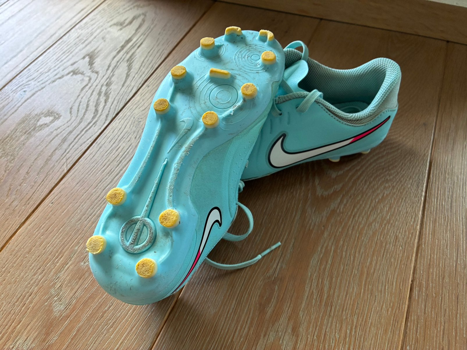 Nike voetbalschoenen maat 33, Enlèvement, Comme neuf