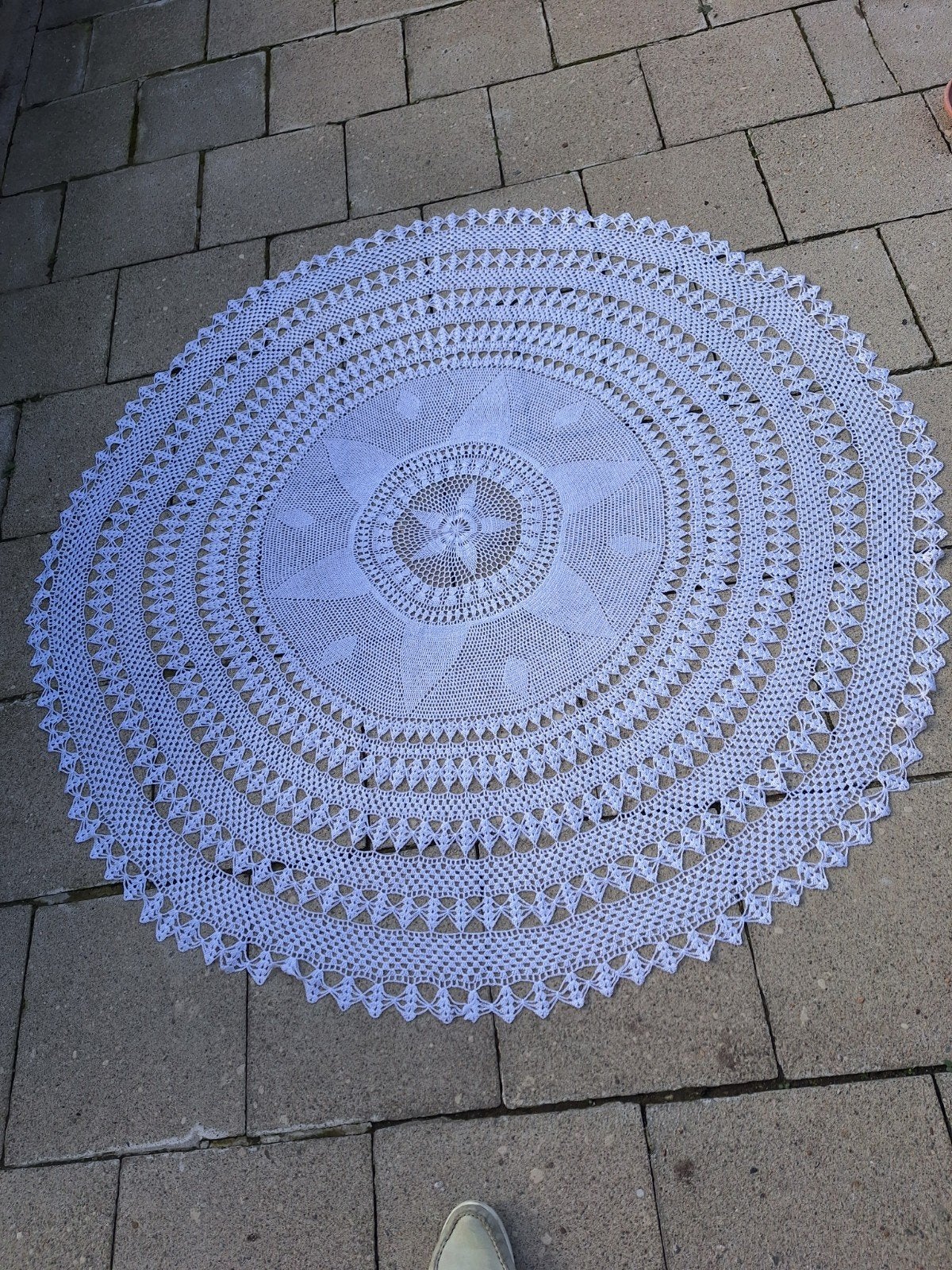Nappe ronde au crochet, Nappe, Blanc, Comme neuf, Autour de
