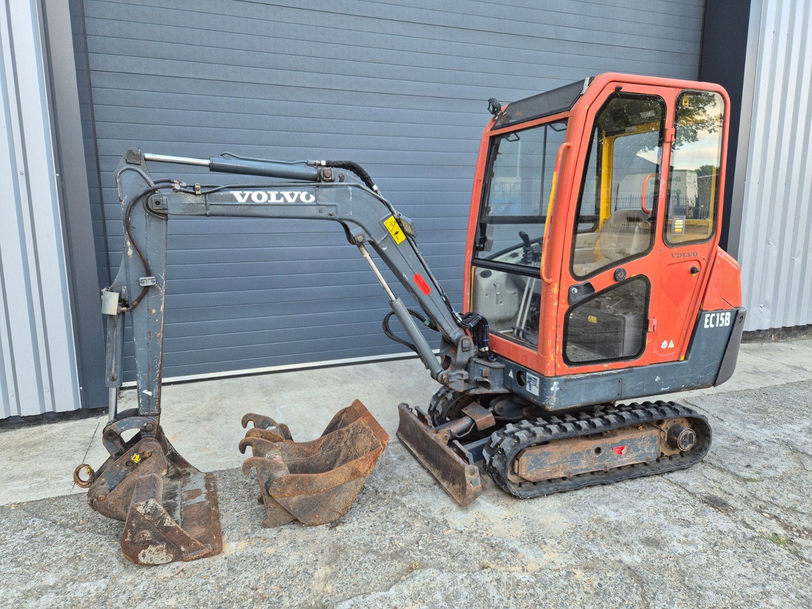 Volvo EC15 Minigraver Graafmachine, Tuin en Terras, Zand, Ophalen