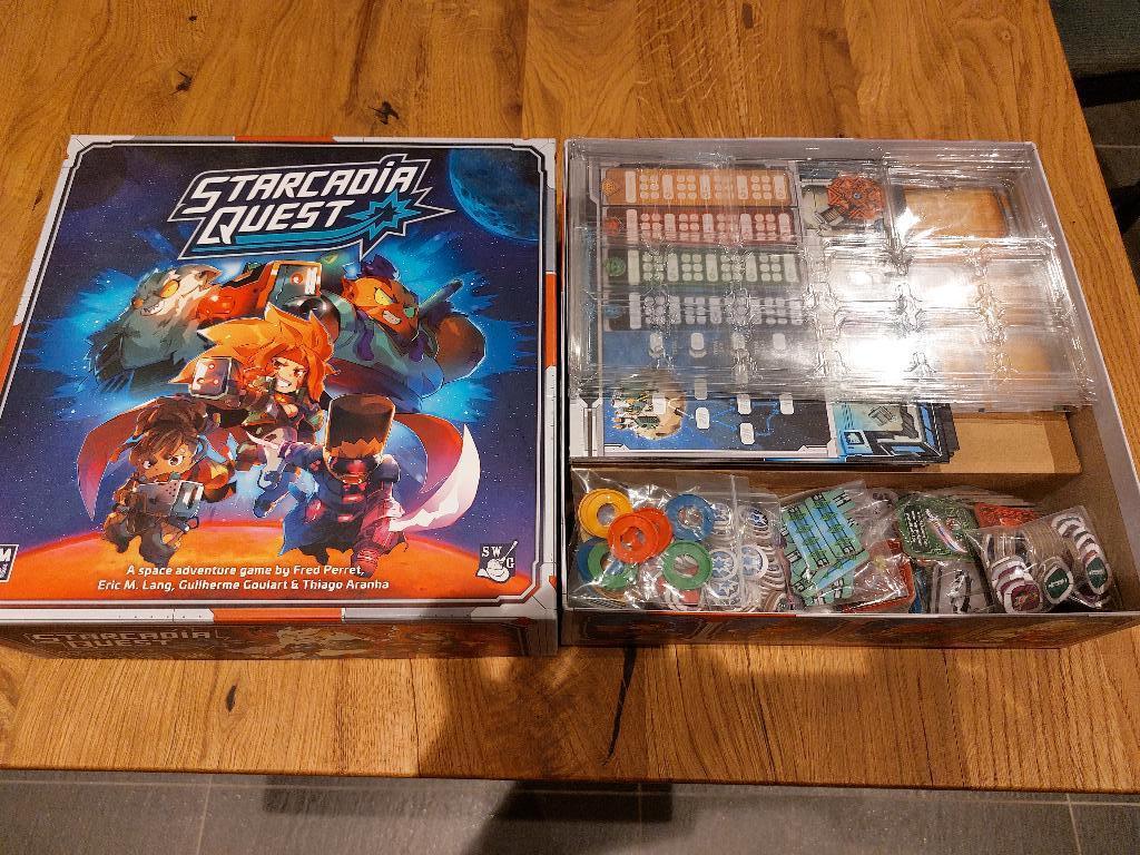 Starcadia Quest Bordspel (+ expansions), Trois ou quatre joueurs, Enlèvement, Comme neuf
