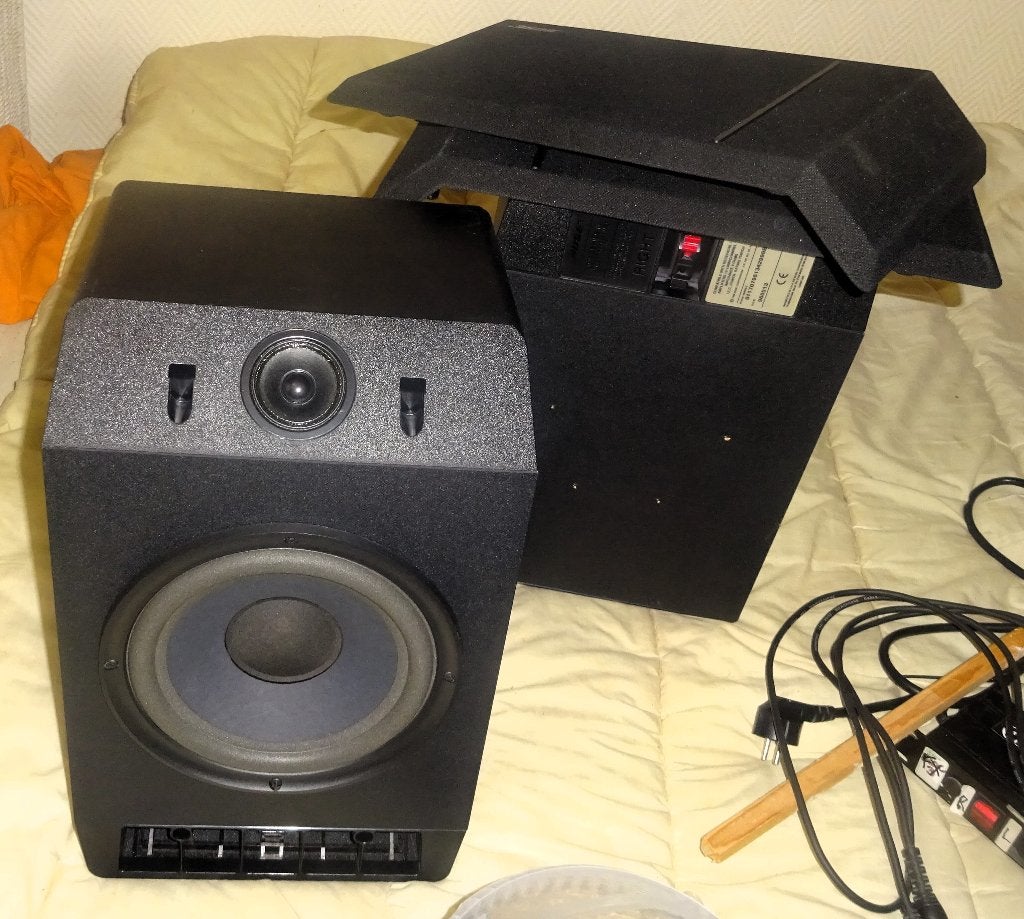 ampli Grundig v210 ,enceintes Bose 300 série 4., Audio, Tv en Foto, Versterkers en Ontvangers, Ophalen, Zo goed als nieuw