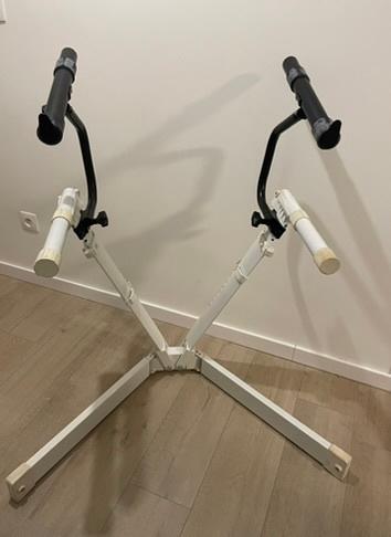 Ultimate Stands VS-88W + Top Tier, Muziek en Instrumenten, Standaarden, Ophalen of Verzenden, Gebruikt, Instrumentstandaard, Keyboard of Synthesizer