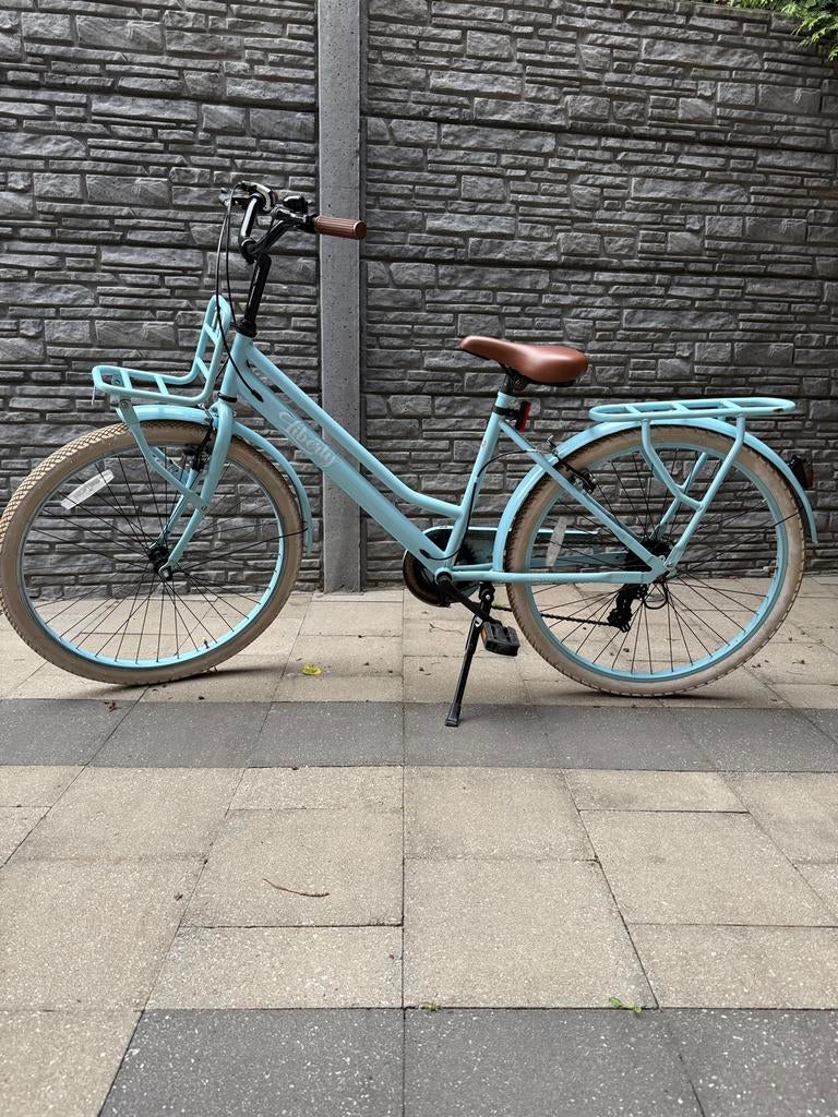 Meisjesfiets 24 licht blauw bijna nieuw, Fietsen en Brommers, Fietsen | Meisjes, Ophalen, Zo goed als nieuw, 24 inch, Versnellingen