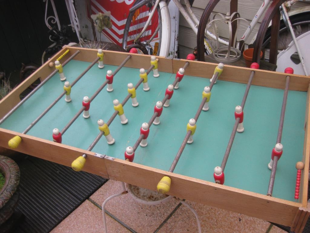 oud tafel voetbalspel, Ophalen