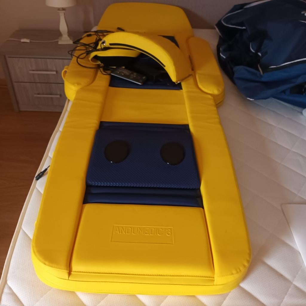 Een andullatie matras met toebehoren, Enlèvement