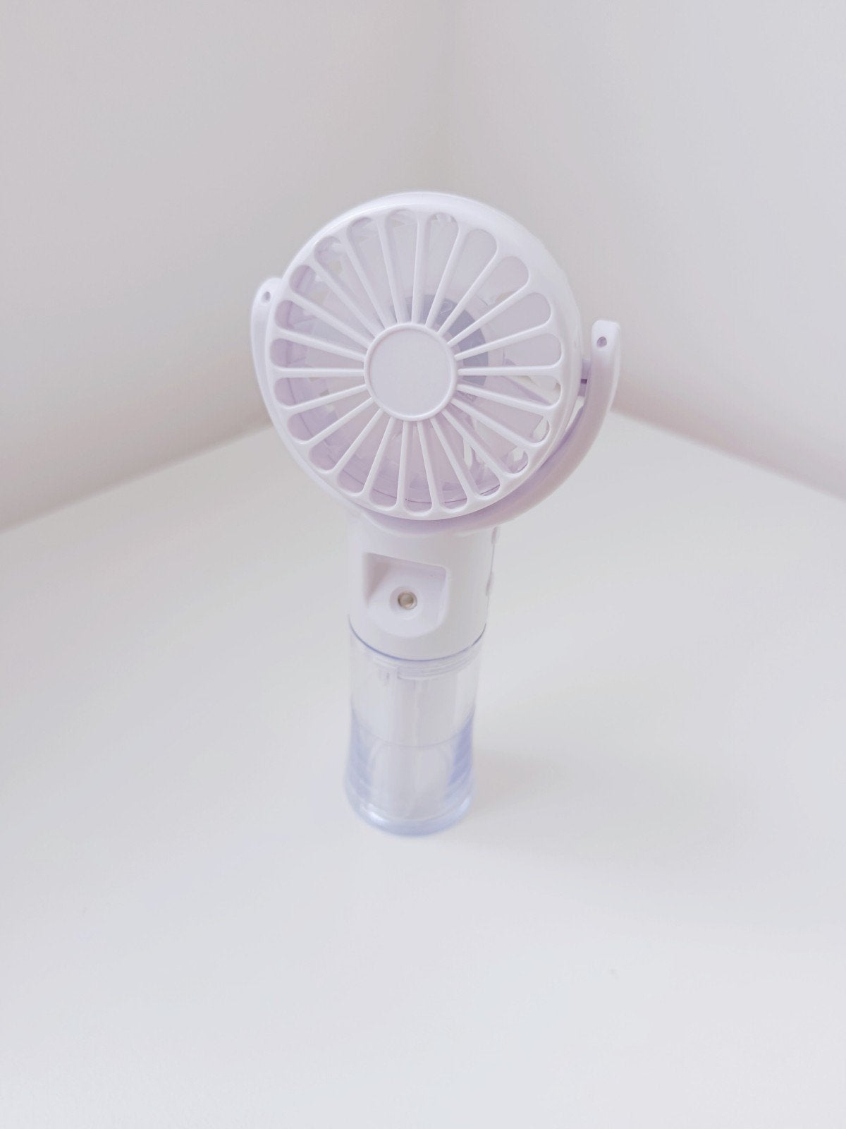 ️ Mini ventilateur brumisateur portable – Blanc, Electroménager, Ventilateurs, Enlèvement, Neuf, Autre