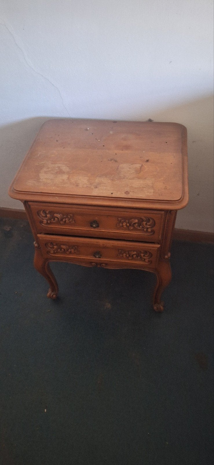 ensemble de anciens meubles de chambre, Enlèvement
