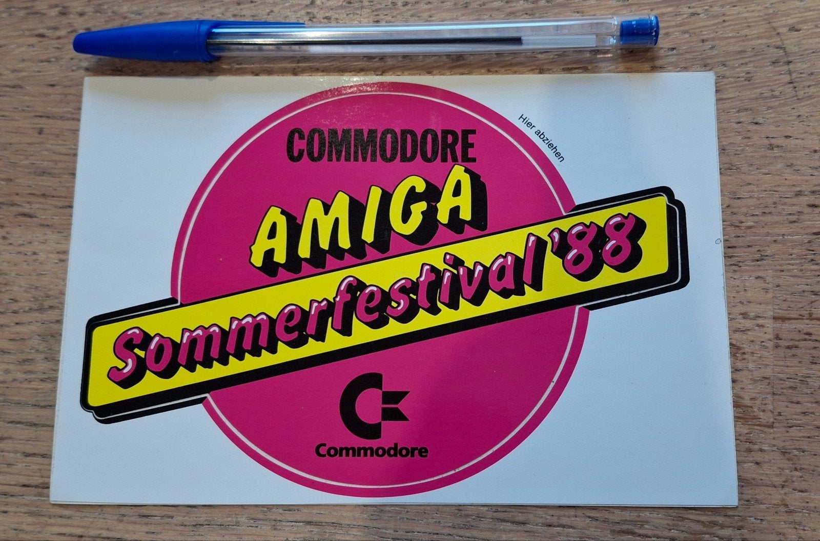 Autocollant pour ordinateur de jeu Commodore Amiga 1988, Enlèvement ou Envoi, Comme neuf, Marque