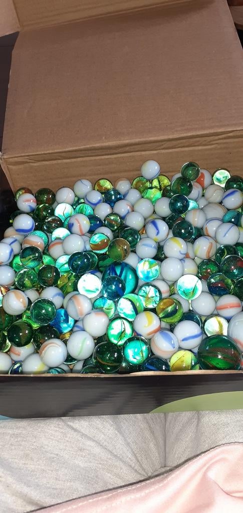 333 billes de couleurs, Enlèvement