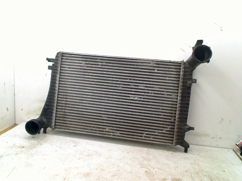 INTERCOOLER Volkswagen Golf V (1K1) (1K0145803F), Gebruikt, Volkswagen, Volkswagen AG, Kundenbetreuung@volkswagen.de