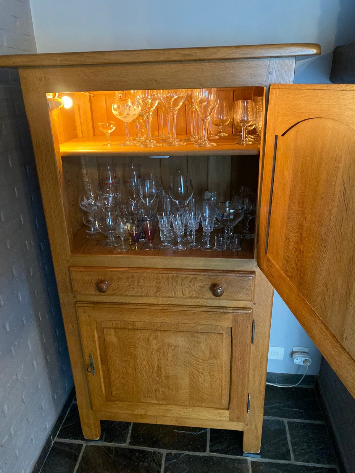Meuble de bar ancien, Enlèvement