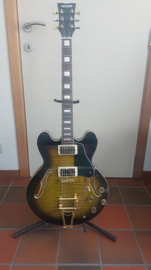Zeer mooi hollow body gitaar in mint staat., Muziek en Instrumenten, Ophalen of Verzenden, Hollow body, Gibson