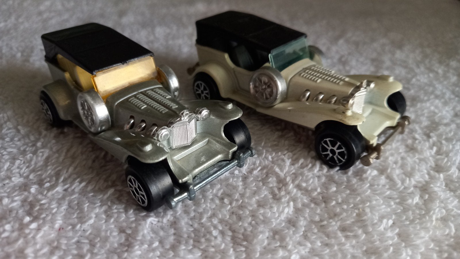 2x Majorette, Ophalen of Verzenden, Majorette