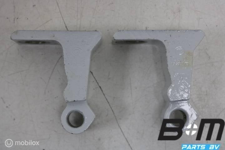 Portierscharnier rechtsonder Golf 7 5drs 8K0831402K, Utilisé
