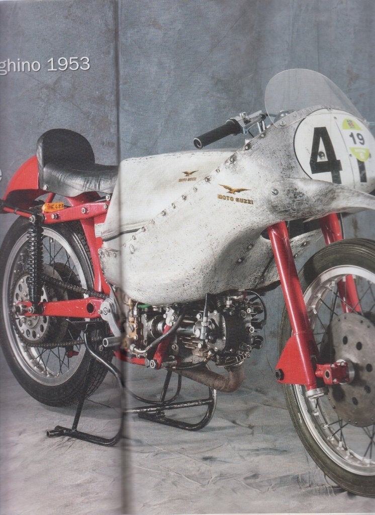 1955 Moto Guzzi 250 gambalunghino compétition collection, Livres, Motos, Envoi, Utilisé