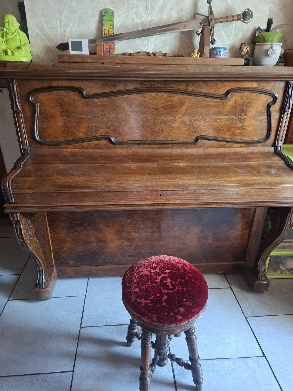 Piano a vendre., Piano
