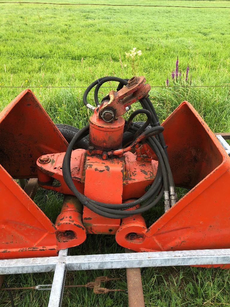 Grijpbak met draaimotor, Ophalen, Graafmachine