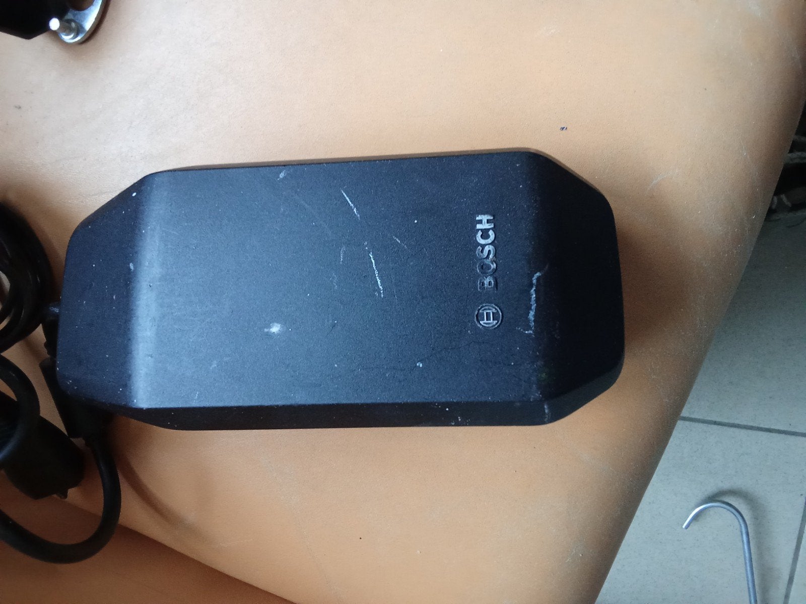 accu lader Bosch 36 volt, Enlèvement, Utilisé