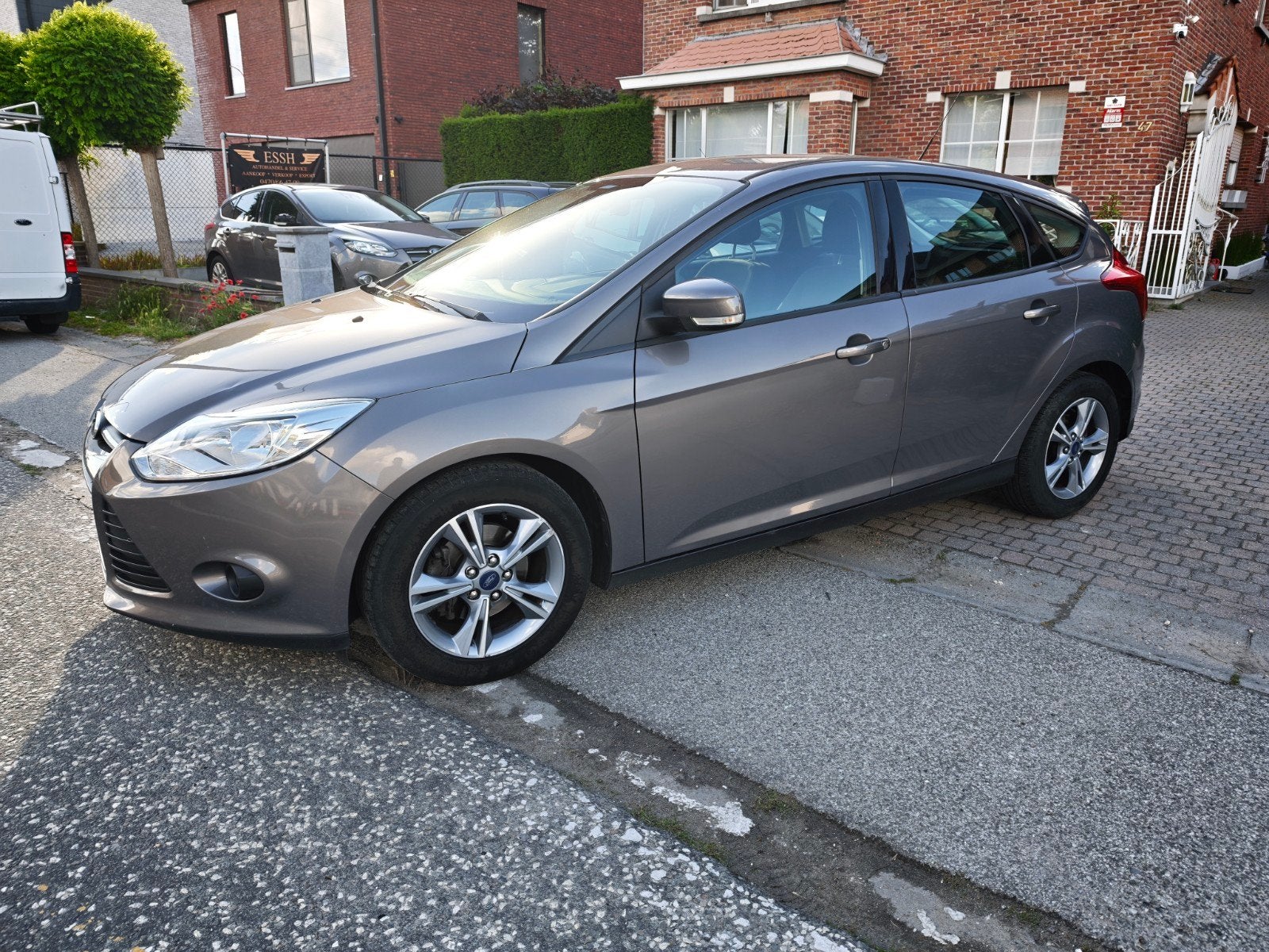 Ford Focus benzine, Focus, Euro 5, Zwart, Bruin