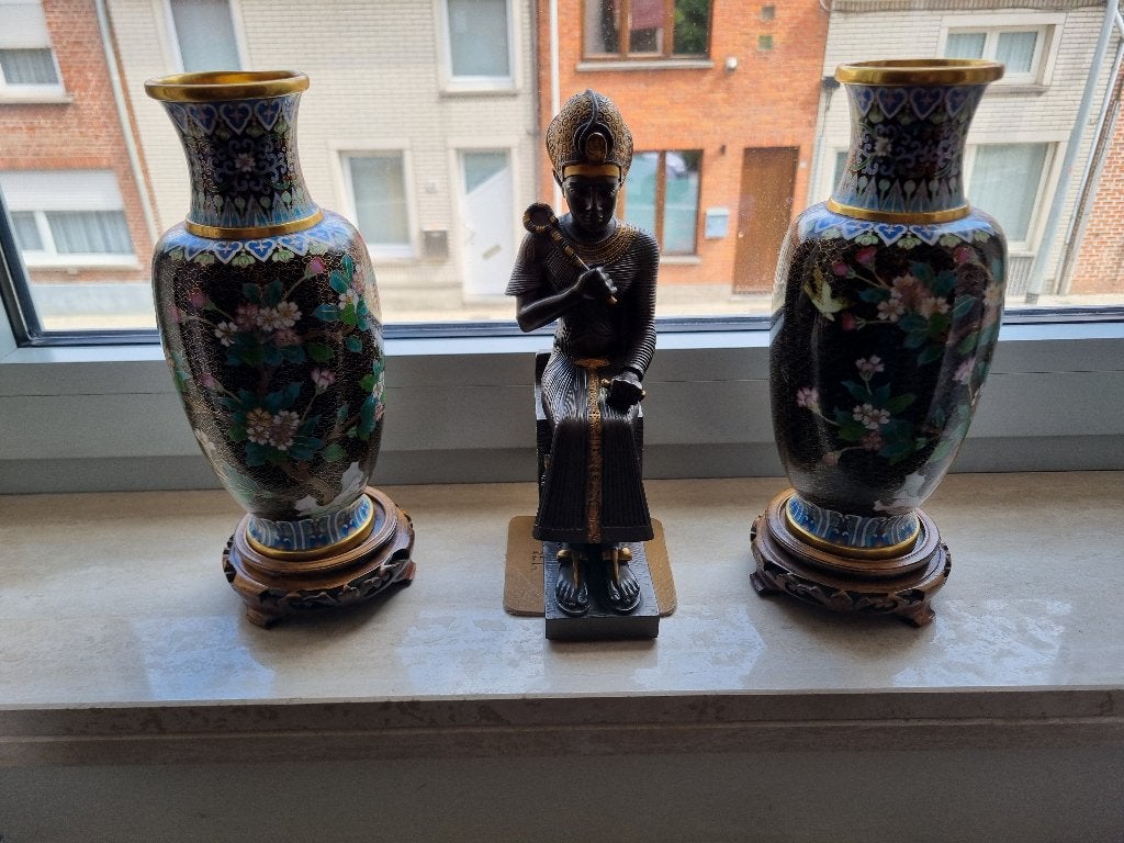 Chinees beeldje + 2 Vaasjes te KOOP, Verzamelen, Beelden en Beeldjes, Zo goed als nieuw, Ophalen