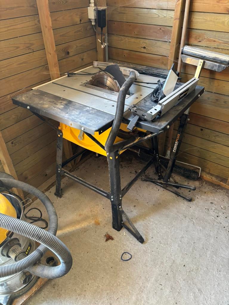 Diverse bouw gereedschap, Enlèvement, Utilisé