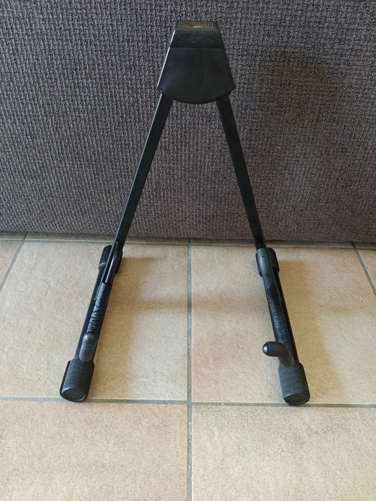 Support pour guitare, Musique & Instruments, Pieds, Enlèvement