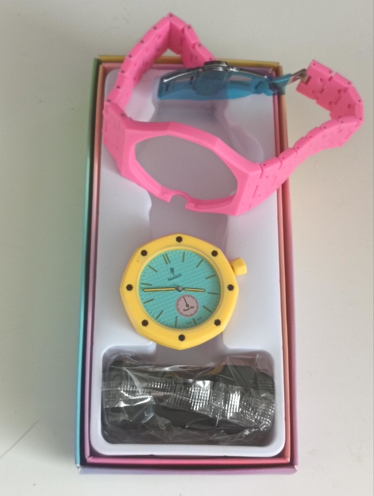Swatch AP Royal Pop met band en doos, Enlèvement ou Envoi